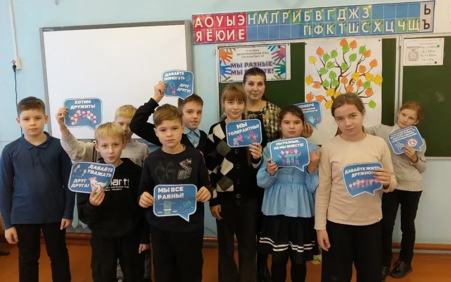 Час доброго общения прошел в Мурзицкой школе